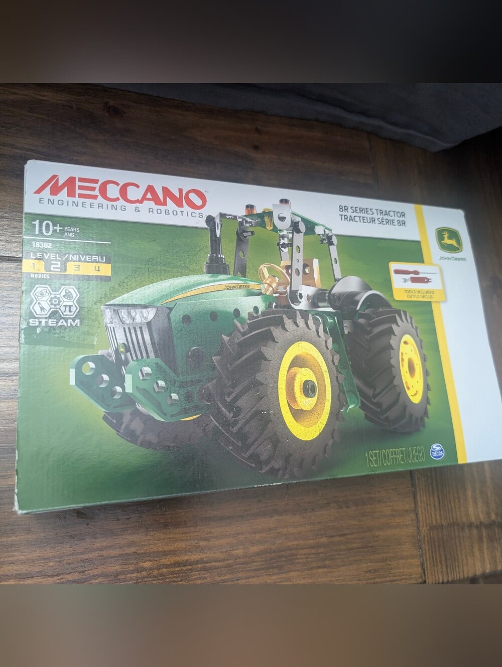 Erector Meccano John Deere 8R Series Tractor Kit 18302 - NIB